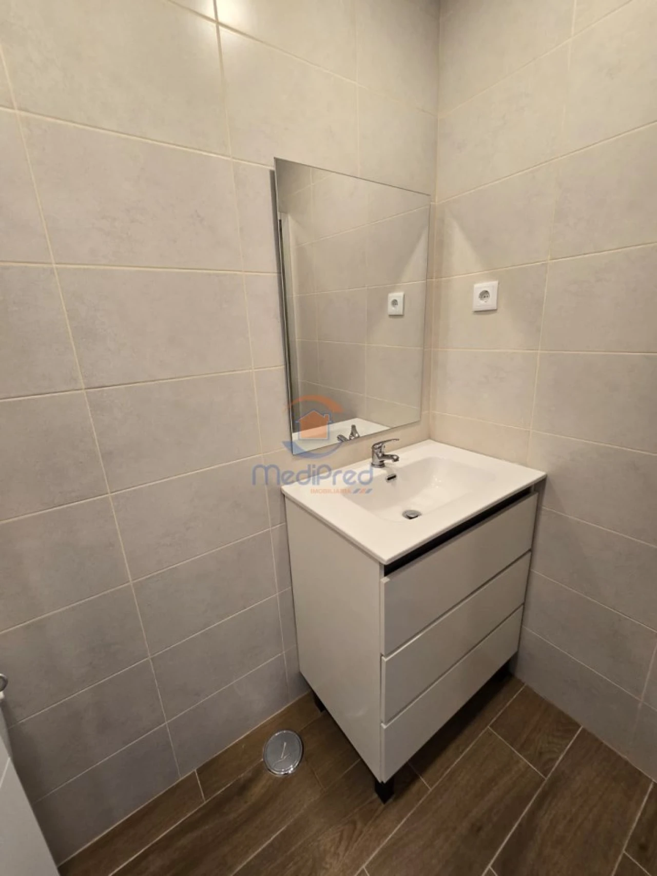 Apartamento T3 para Venda em Sacavém e Prior Velho Foto 29