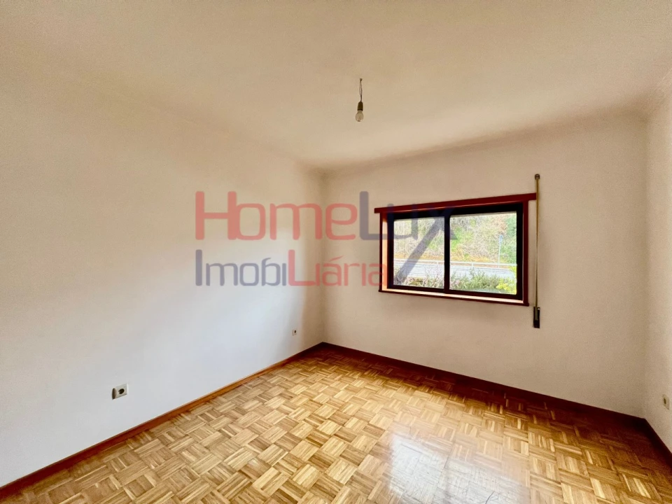 Apartamento T4 para Venda em Lamego (Almacave e Sé) Foto 13