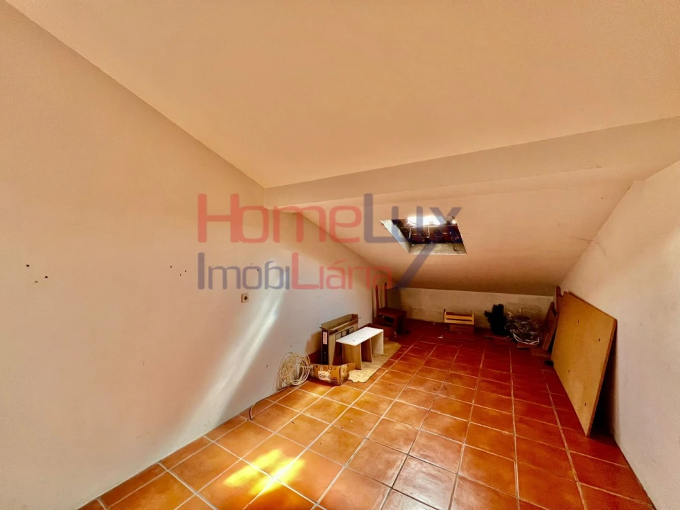 Apartamento T4 para Venda em Lamego (Almacave e Sé) Foto 27