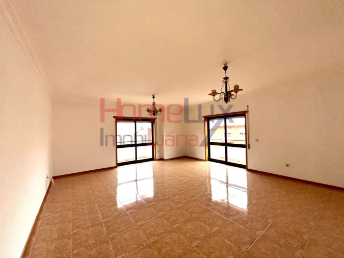 Apartamento T4 para Venda em Lamego (Almacave e Sé) Foto 8
