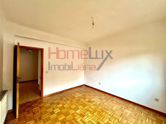 Apartamento T4 para Venda em Lamego (Almacave e Sé) Foto 14