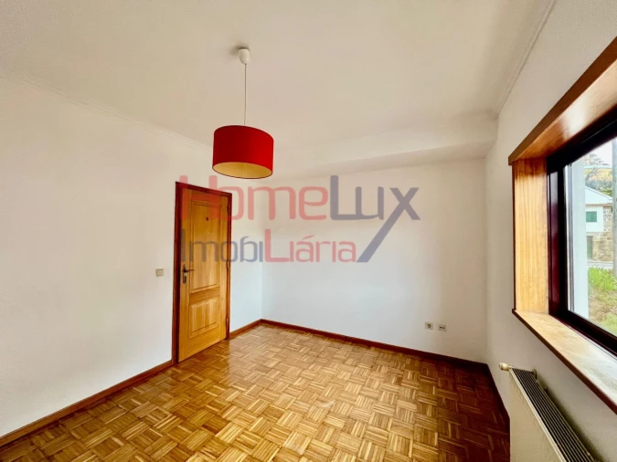 Apartamento T4 para Venda em Lamego (Almacave e Sé) Foto 25