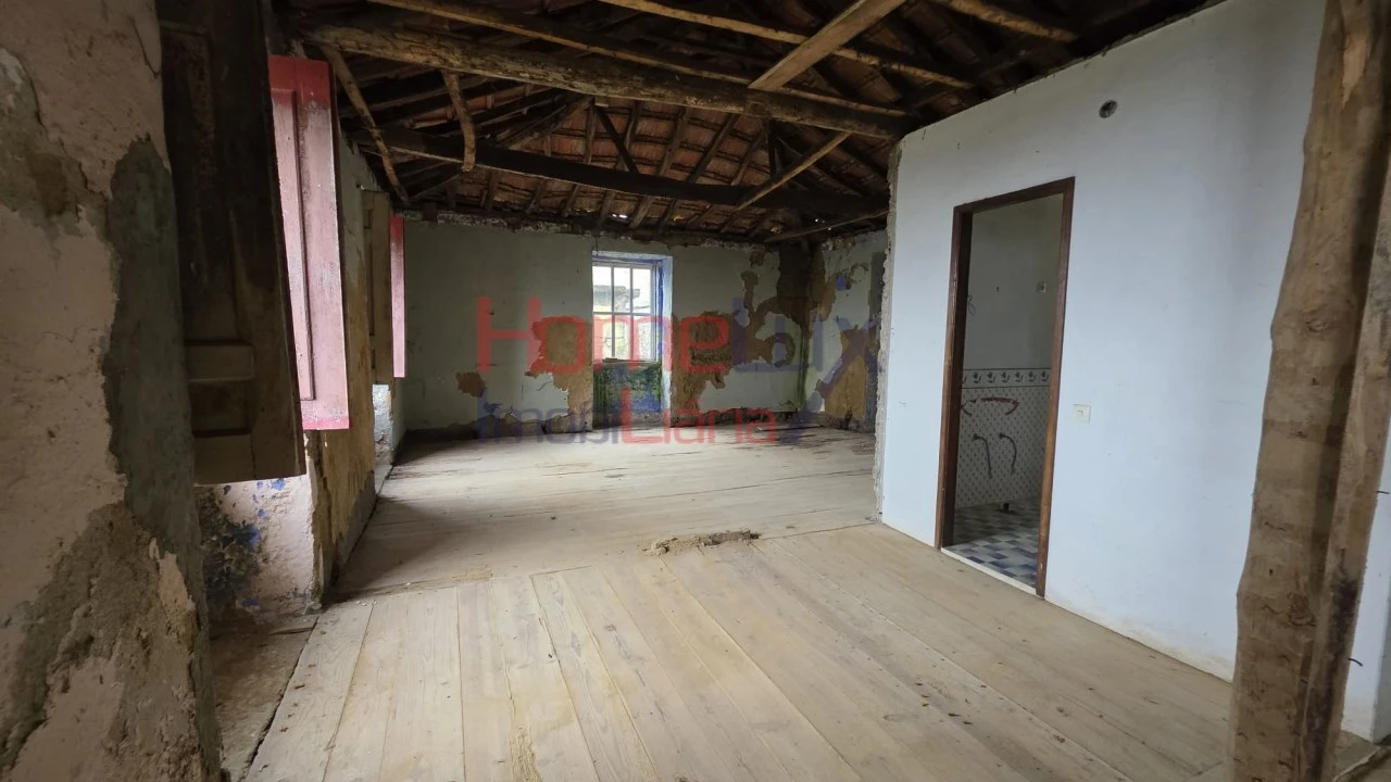 Moradia T3 para Venda em Frende Foto 7