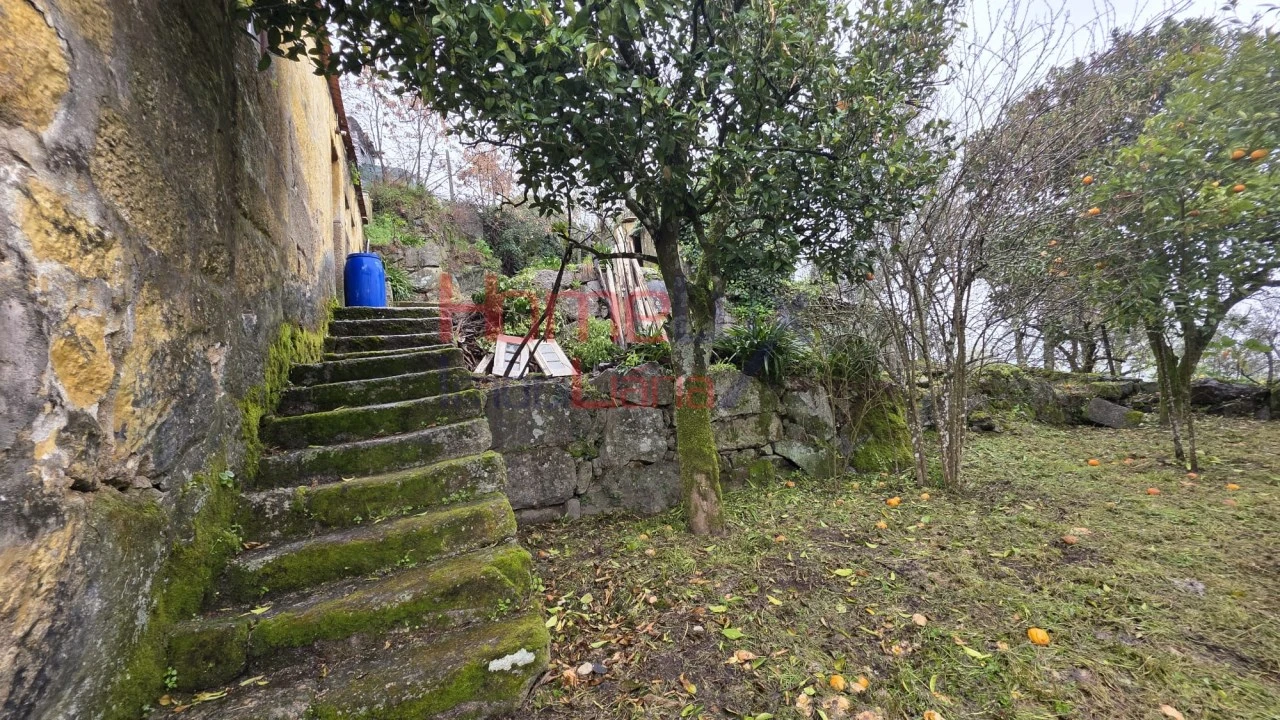 Moradia T3 para Venda em Frende Foto 24