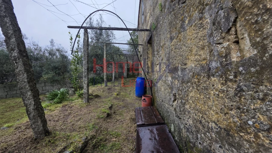 Moradia T3 para Venda em Frende Foto 6