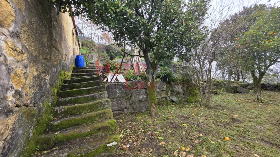 Moradia T3 para Venda em Frende Foto 24