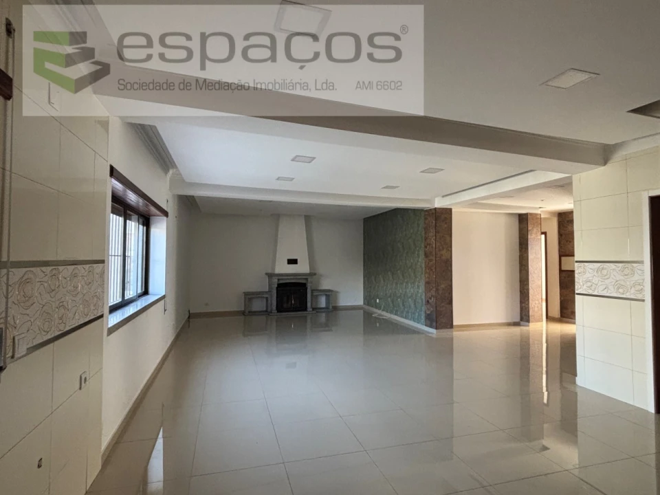 Moradia T4 para Venda em Castelo Branco Foto 3