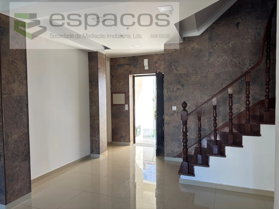 Moradia T4 para Venda em Castelo Branco Foto 7