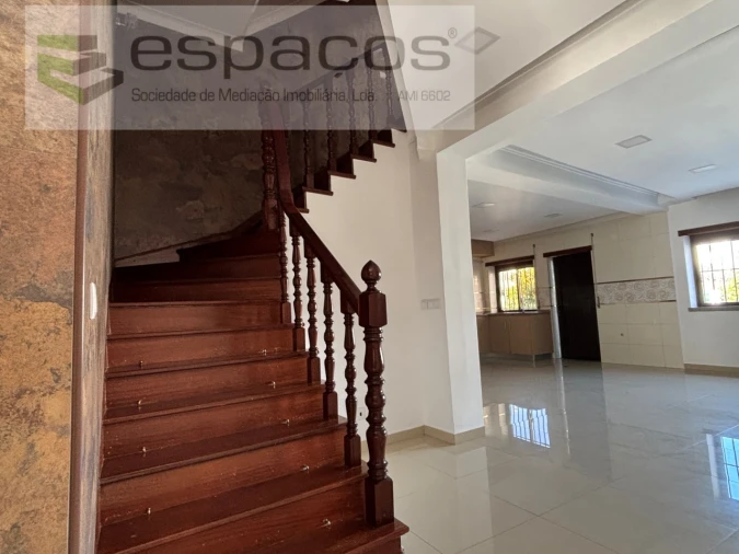 Moradia T4 para Venda em Castelo Branco Foto 8