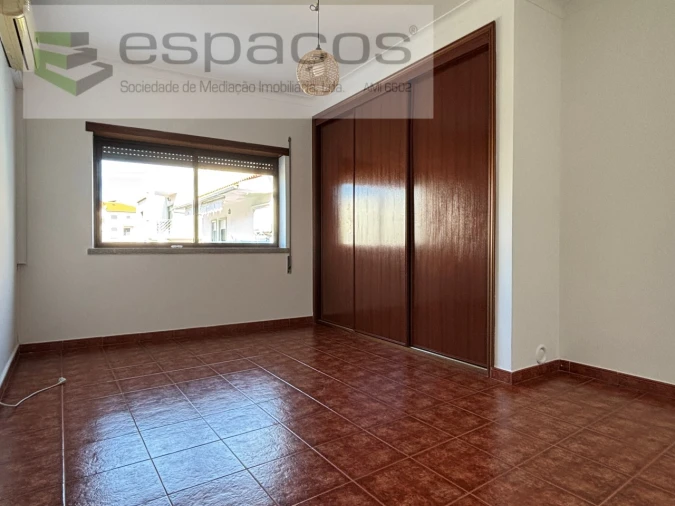 Moradia T4 para Venda em Castelo Branco Foto 11