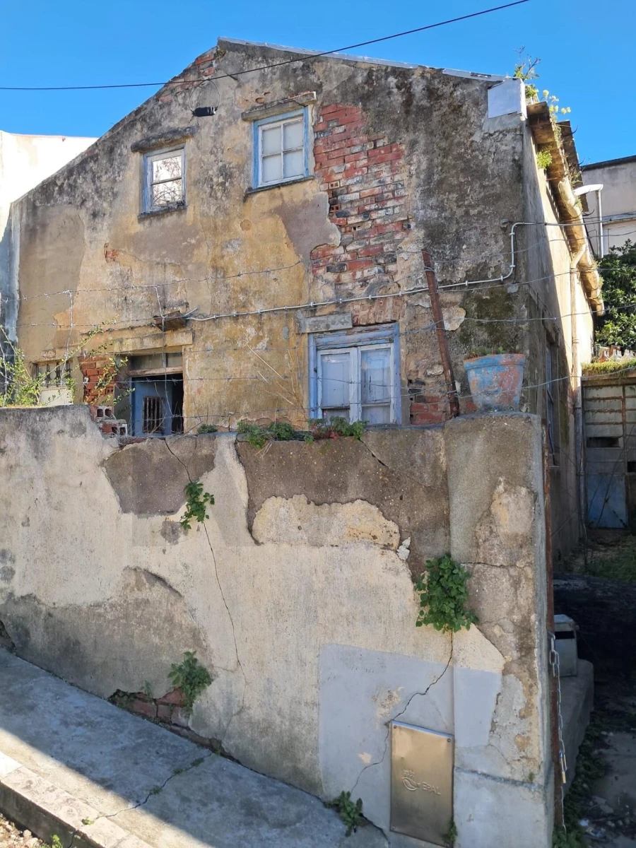 Moradia T3 para Venda em São Domingos de Benfica Foto 5