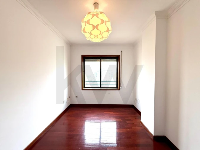 Apartamento T3 para Arrendamento em Ramalde Foto 14