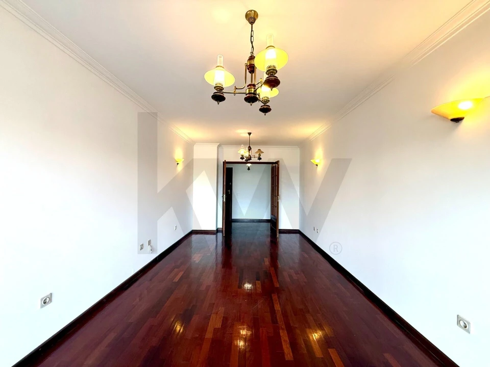 Apartamento T3 para Arrendamento em Ramalde Foto 5