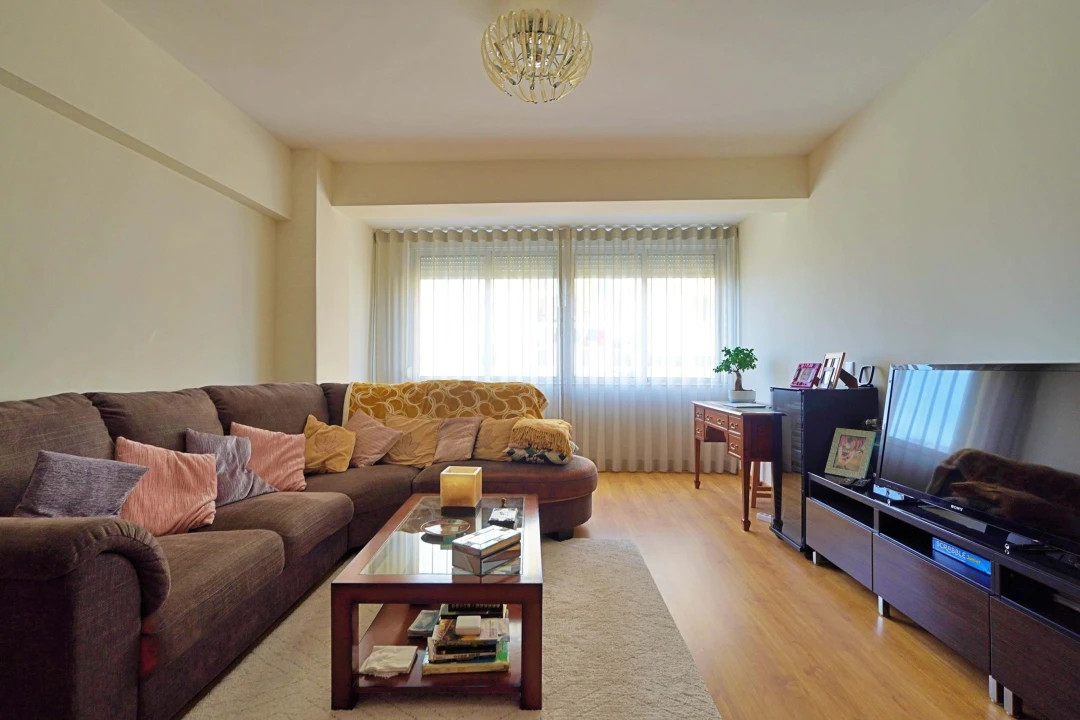 Apartamento T3 para Venda em Falagueira-Venda Nova Foto 2