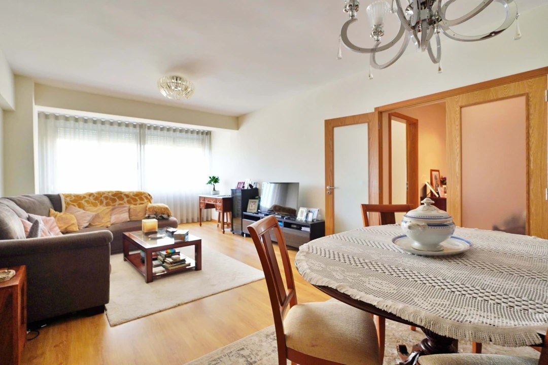 Apartamento T3 para Venda em Falagueira-Venda Nova Foto 1