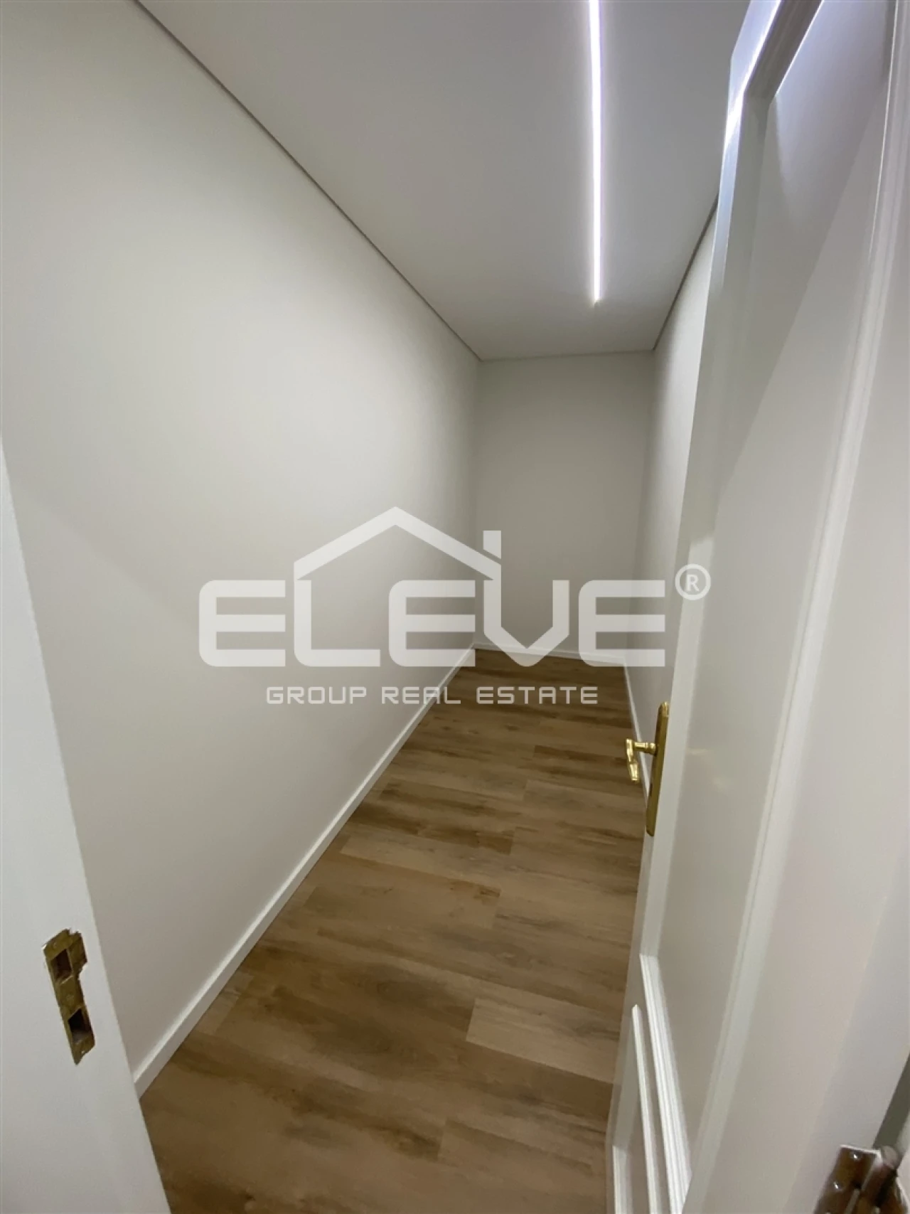 Apartamento T2 para Venda em Fânzeres e São Pedro da Cova Foto 5