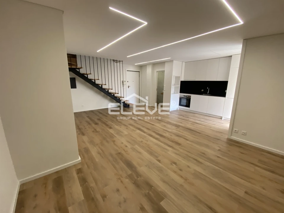 Apartamento T2 para Venda em Fânzeres e São Pedro da Cova Foto 1