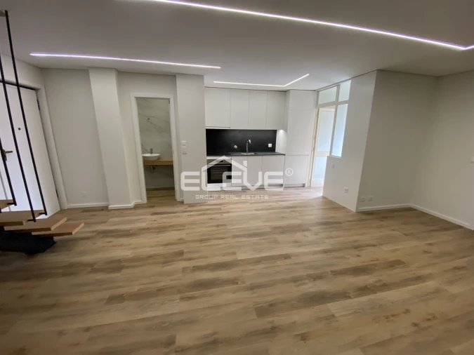 Apartamento T2 para Venda em Fânzeres e São Pedro da Cova Foto 4