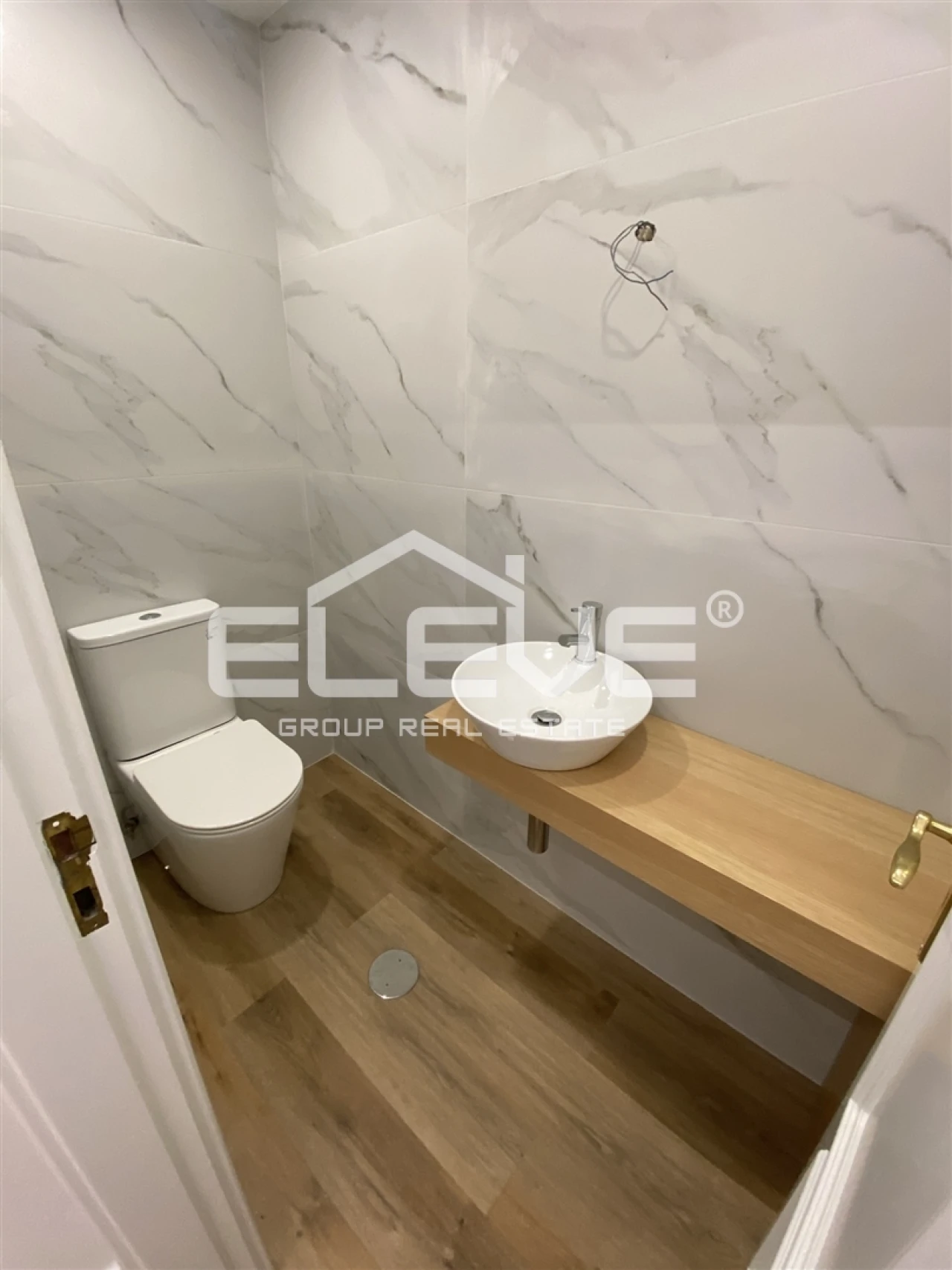 Apartamento T2 para Venda em Fânzeres e São Pedro da Cova Foto 8