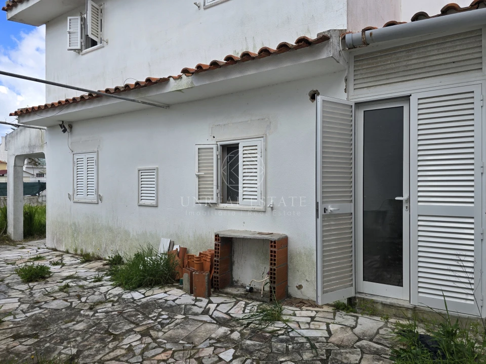 Moradia T3 para Venda em Sesimbra (Castelo) Foto 13