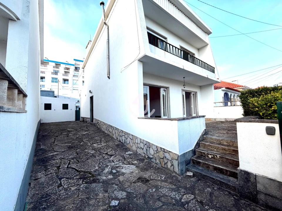 Moradia T5 para Venda em São Martinho do Porto Foto 11