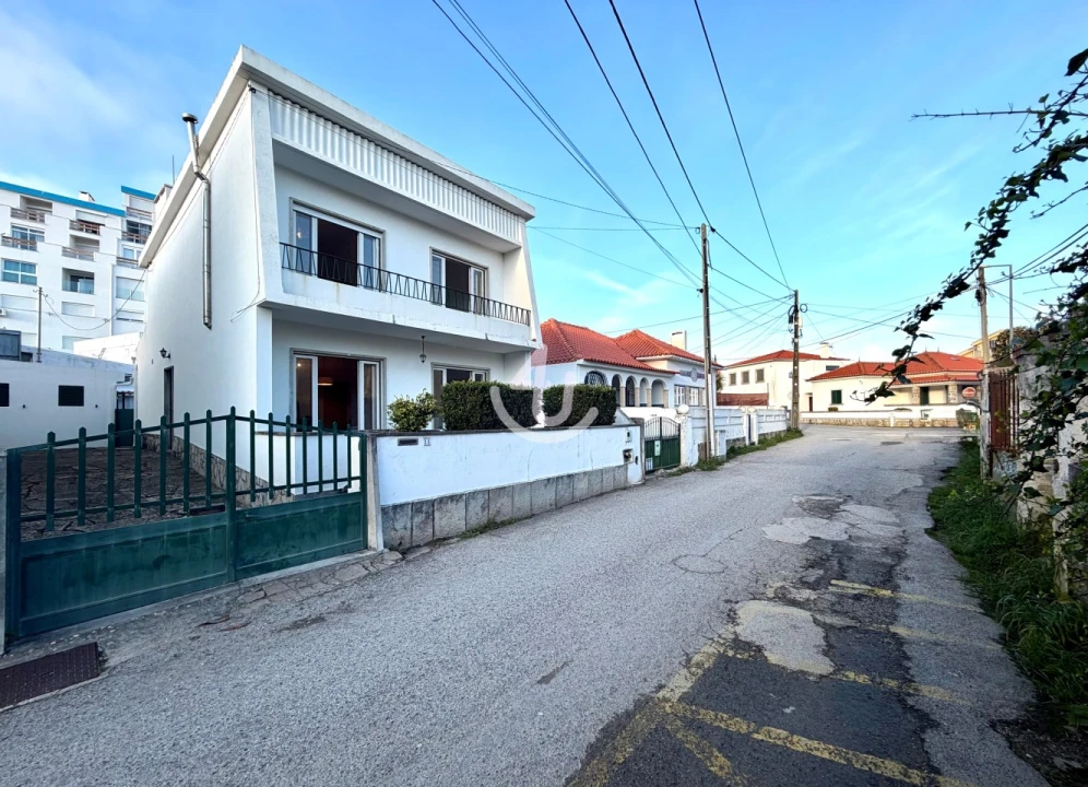 Moradia T5 para Venda em São Martinho do Porto Foto 1