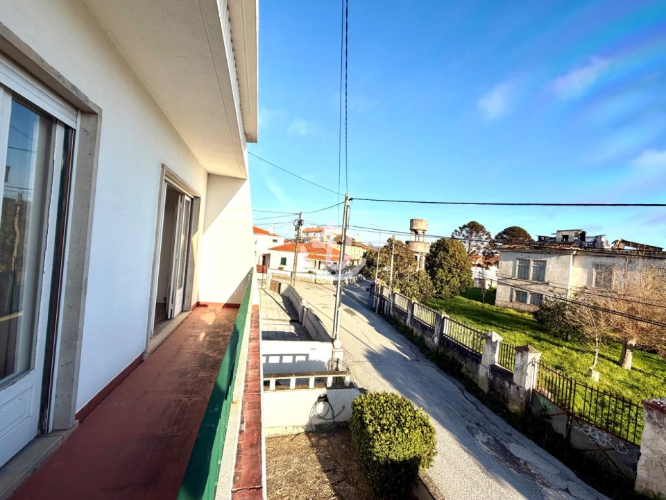 Moradia T5 para Venda em São Martinho do Porto Foto 66