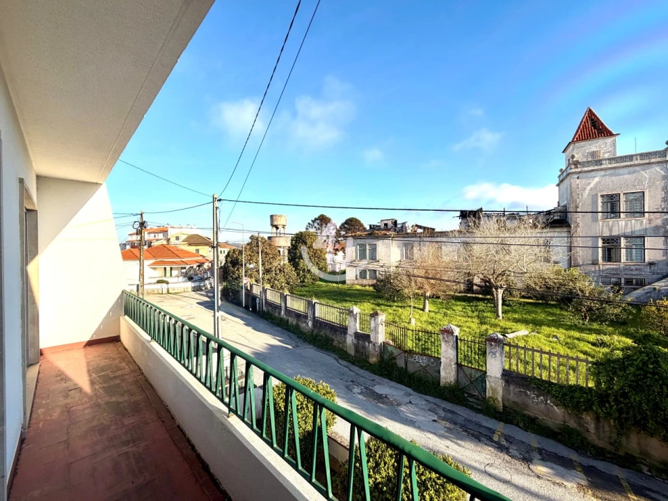 Moradia T5 para Venda em São Martinho do Porto Foto 72