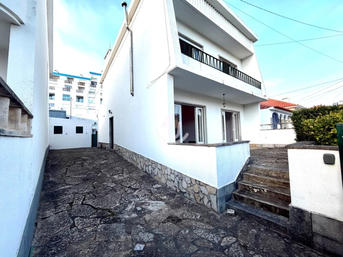 Moradia T5 para Venda em São Martinho do Porto Foto 11