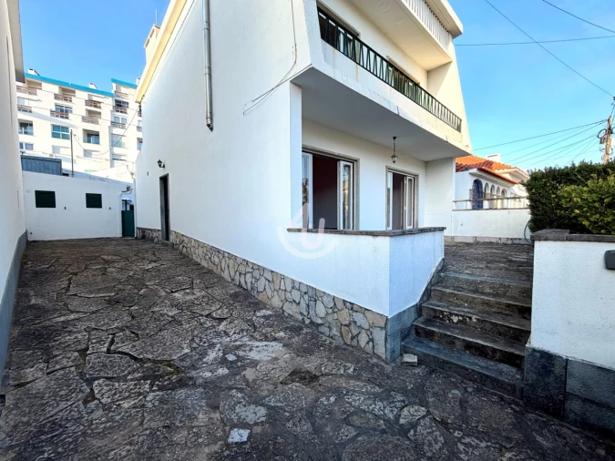 Moradia T5 para Venda em São Martinho do Porto Foto 14