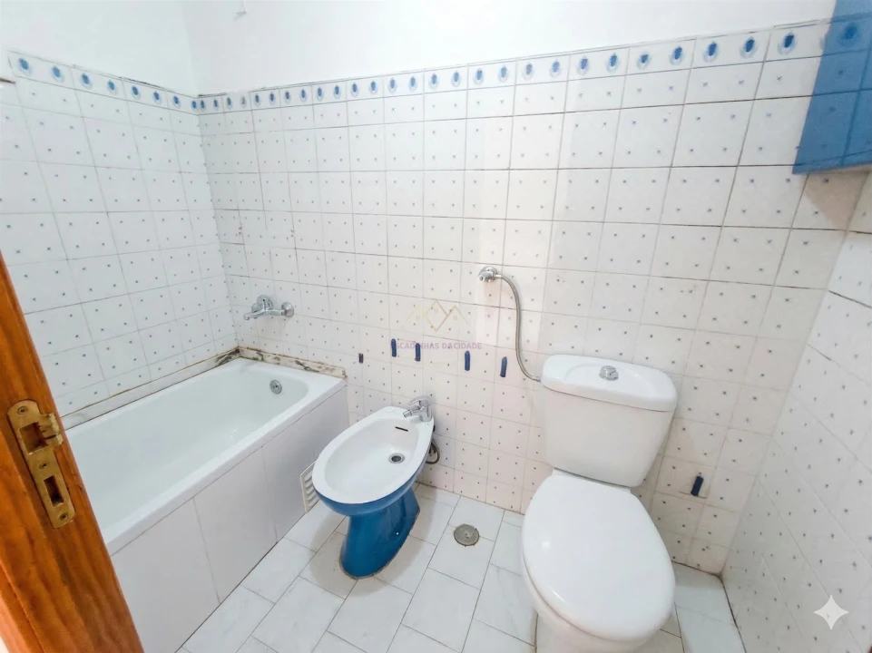 Apartamento T3 para Venda em Carnaxide e Queijas Foto 19