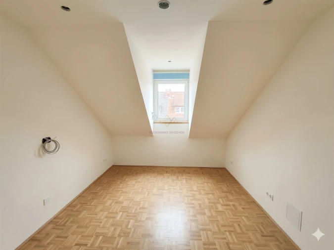 Apartamento T1 para Venda em Alcantara Foto 6