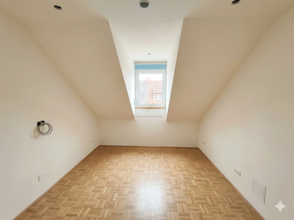 Apartamento T1 para Venda em Alcantara Foto 6