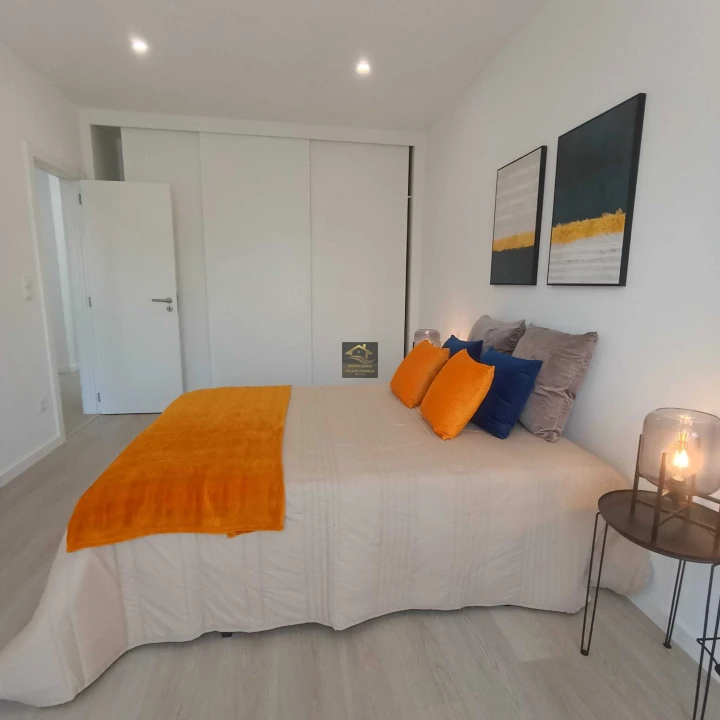 Apartamento T3 para Venda em São Domingos de Benfica Foto 11