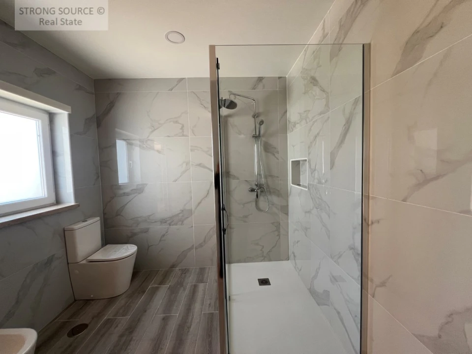 Moradia T4 para Venda em São Vicente do Paul e Vale de Figueira Foto 31