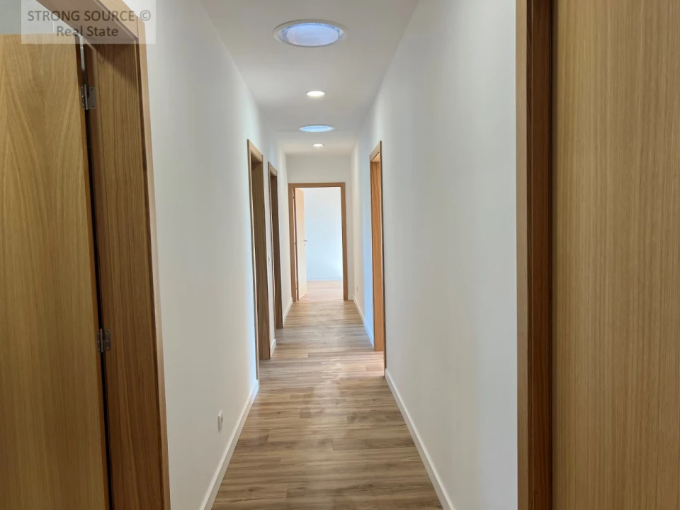 Moradia T4 para Venda em São Vicente do Paul e Vale de Figueira Foto 37