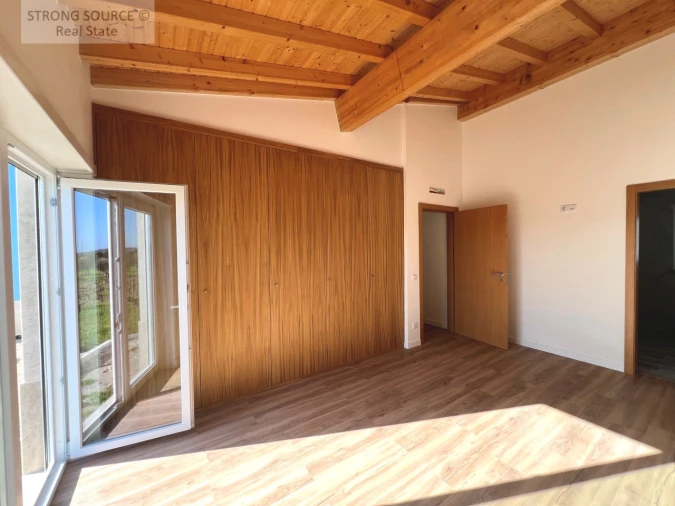 Moradia T4 para Venda em São Vicente do Paul e Vale de Figueira Foto 18