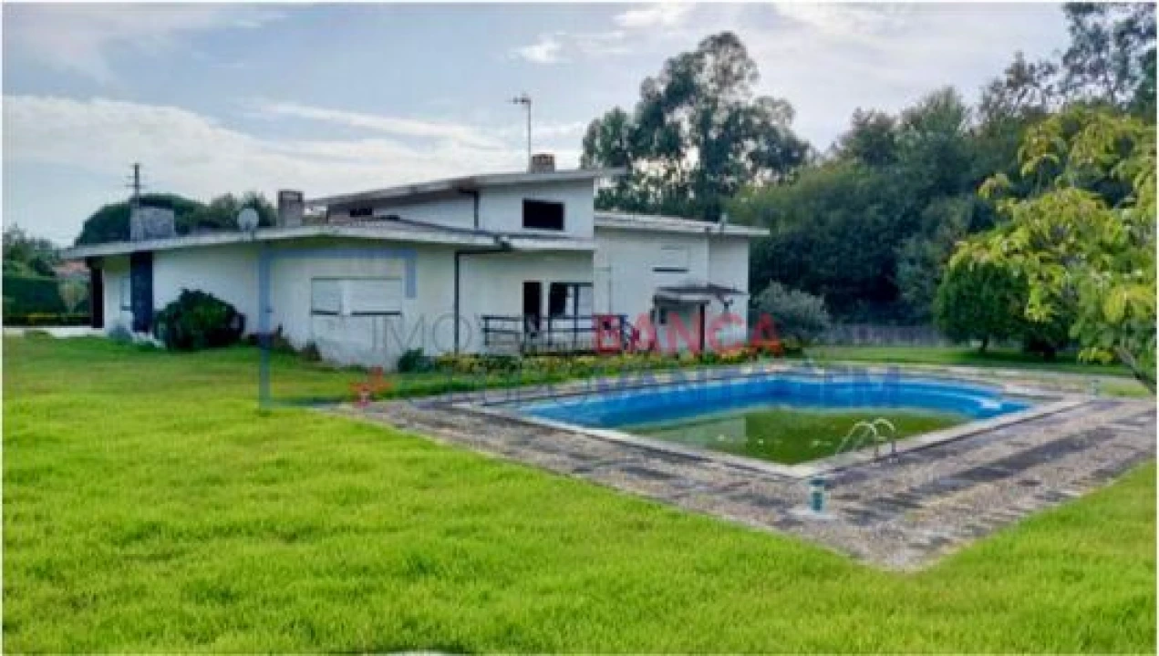 Moradia T5 para Venda em Ruivães e Novais Foto 2