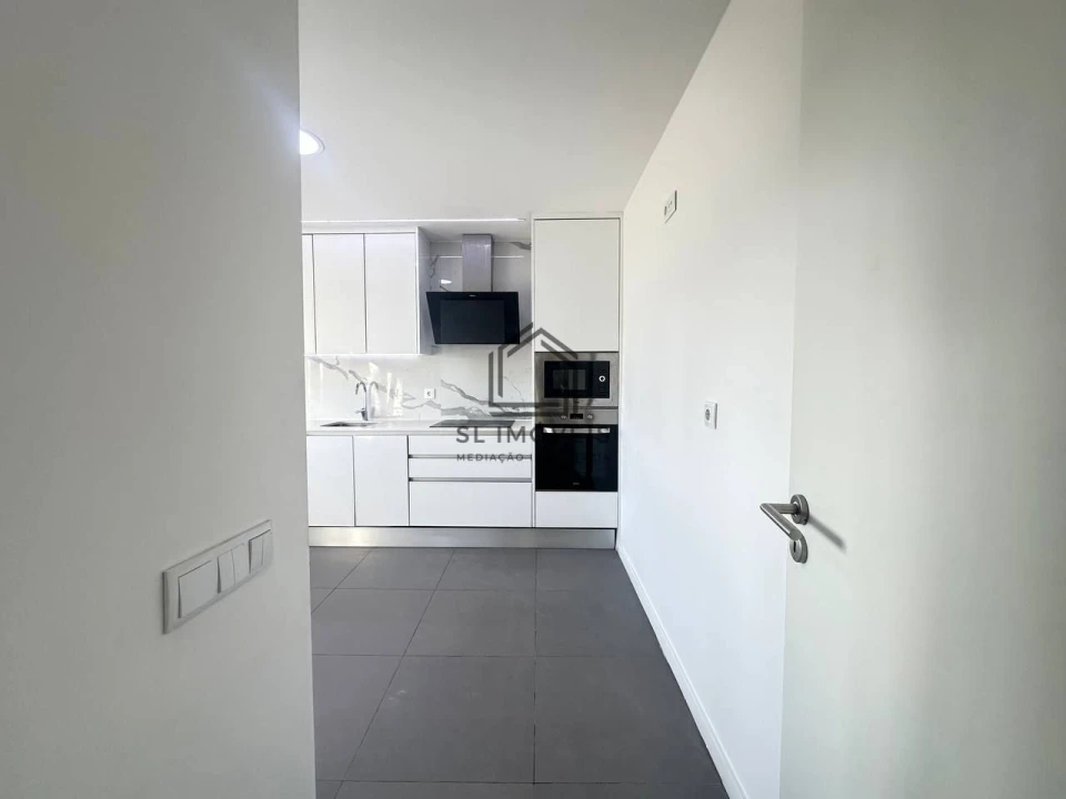 Apartamento T3 para Venda em Seixal, Arrentela e Aldeia de Paio Pires Foto 13