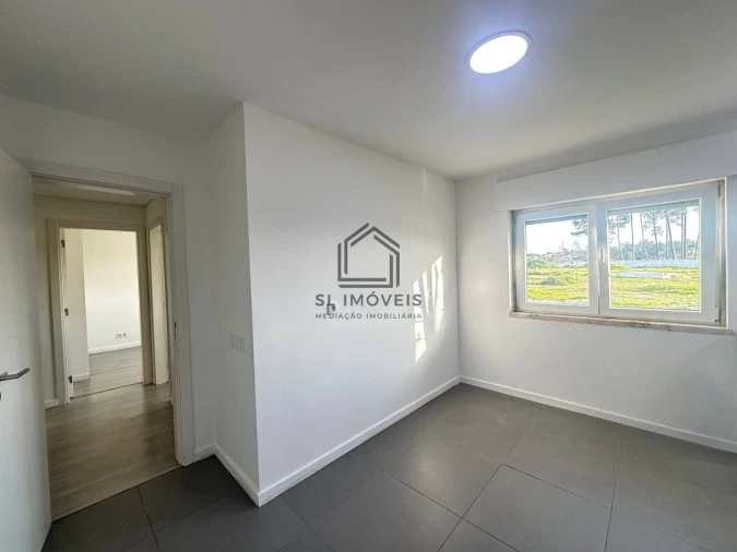 Apartamento T3 para Venda em Seixal, Arrentela e Aldeia de Paio Pires Foto 15