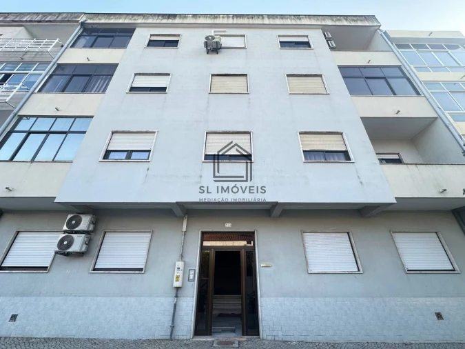 Apartamento T3 para Venda em Seixal, Arrentela e Aldeia de Paio Pires Foto 29