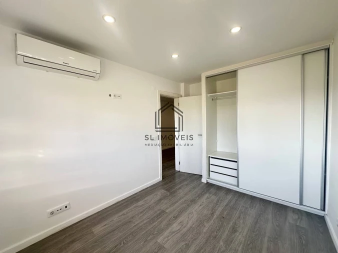 Apartamento T3 para Venda em Seixal, Arrentela e Aldeia de Paio Pires Foto 20