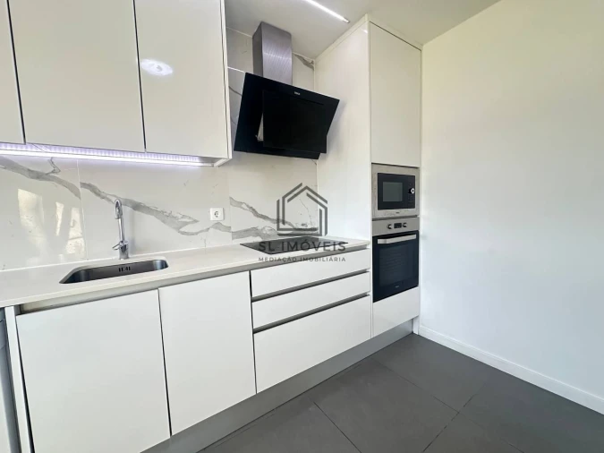 Apartamento T3 para Venda em Seixal, Arrentela e Aldeia de Paio Pires Foto 12