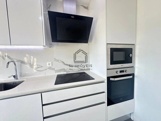 Apartamento T3 para Venda em Seixal, Arrentela e Aldeia de Paio Pires Foto 9