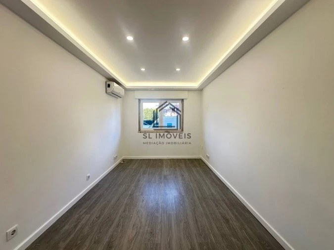 Apartamento T3 para Venda em Seixal, Arrentela e Aldeia de Paio Pires Foto 5