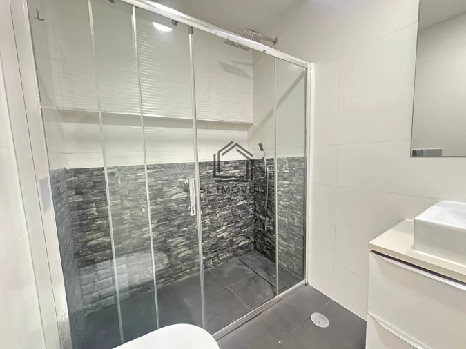 Apartamento T3 para Venda em Seixal, Arrentela e Aldeia de Paio Pires Foto 28