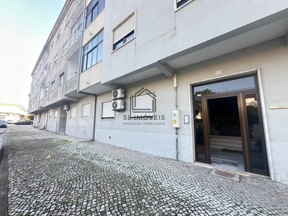 Apartamento T3 para Venda em Seixal, Arrentela e Aldeia de Paio Pires Foto 33