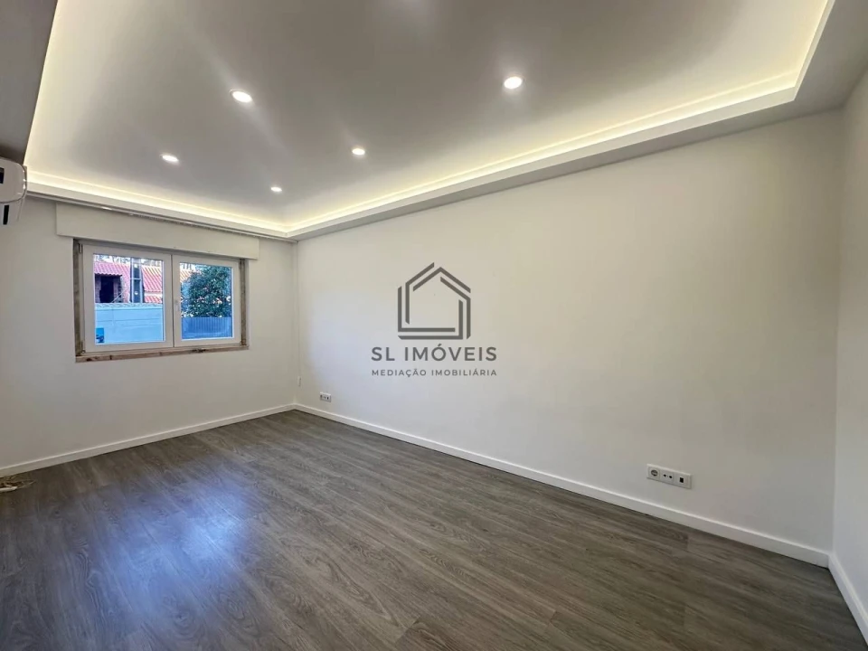 Apartamento T3 para Venda em Seixal, Arrentela e Aldeia de Paio Pires Foto 4