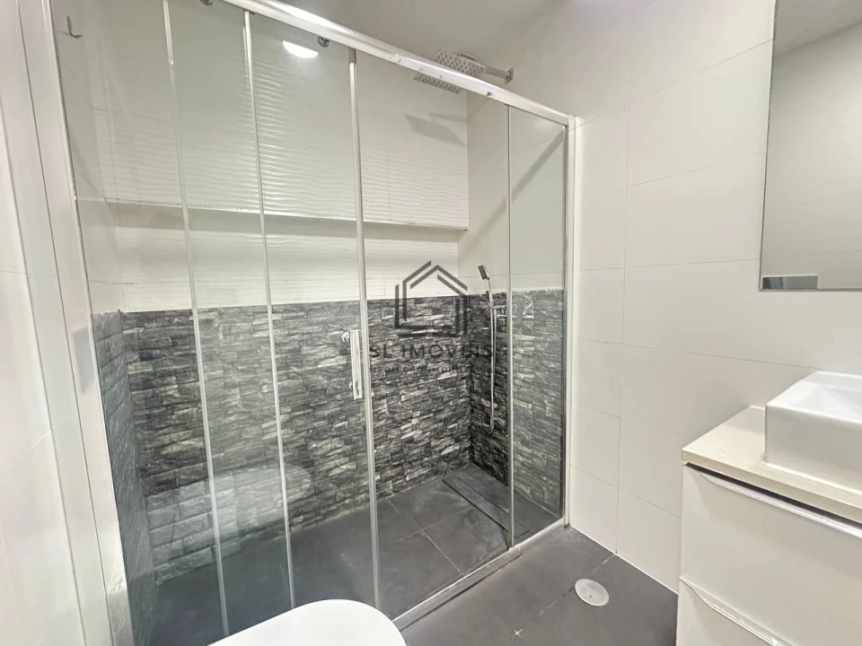 Apartamento T3 para Venda em Seixal, Arrentela e Aldeia de Paio Pires Foto 28