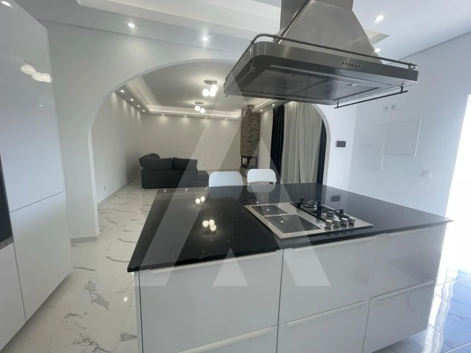 Moradia T3 para Venda em Portimão Foto 4